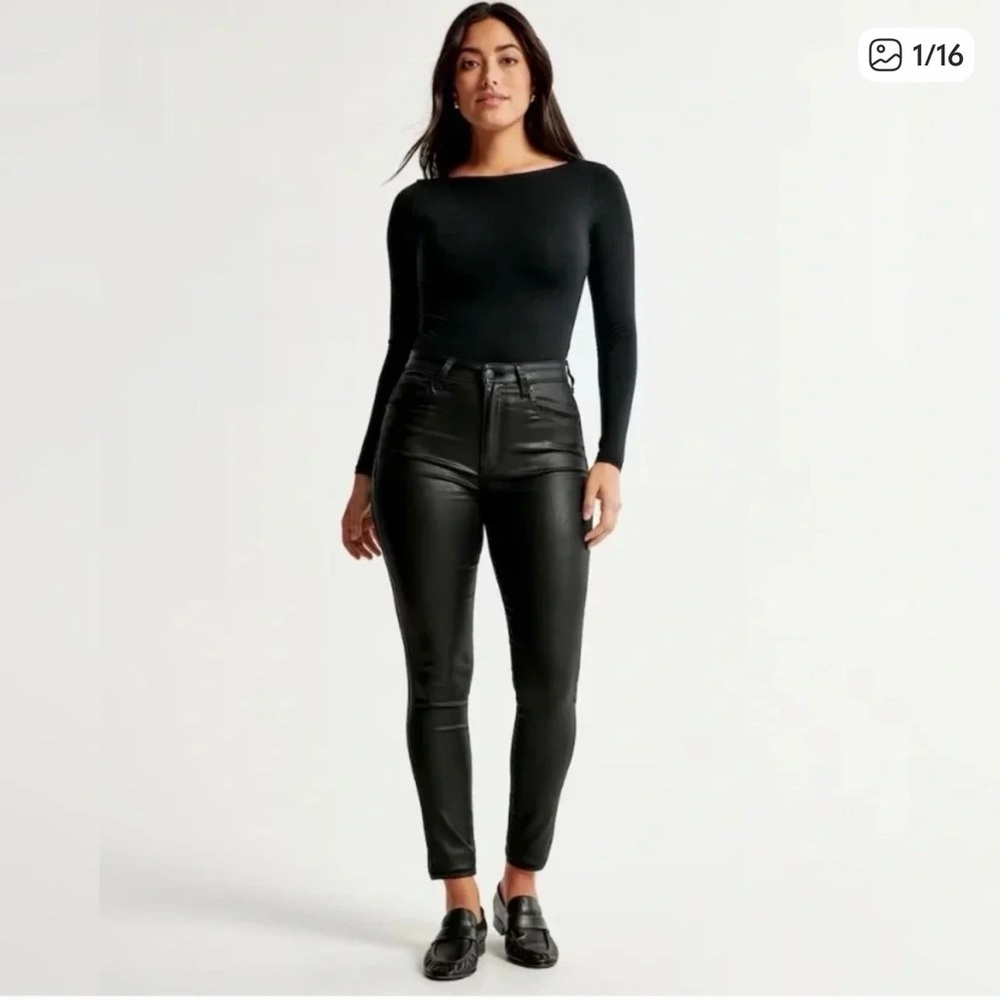 Abercrombie & Fitch super skinny ankle high rise curve love leather black